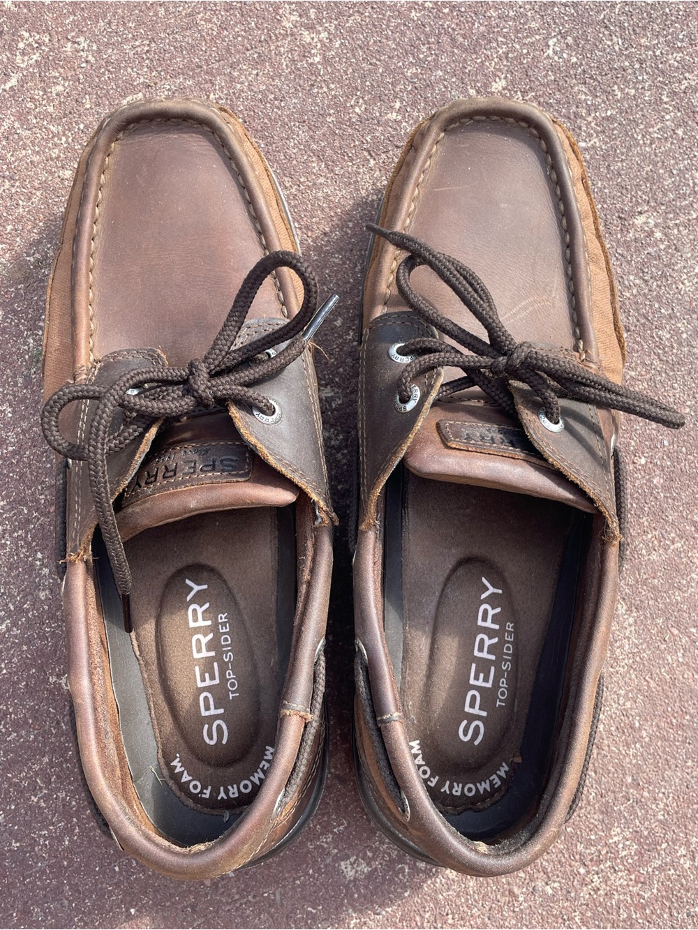 Sperry Men’s Dark Brown Leather Lace-Up Boat Shoes